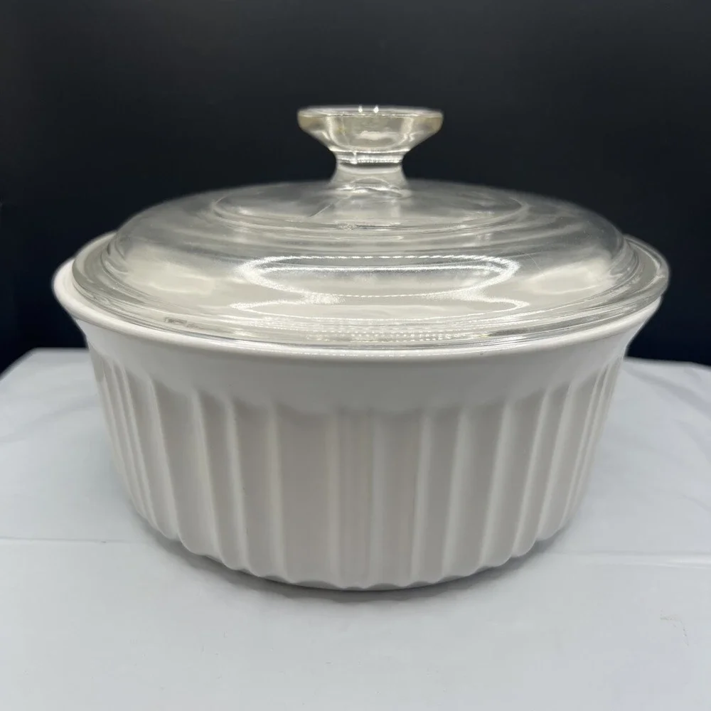 CorningWare French White 1.5 Qt Round Casserole Dish Fluted Stoneware Glass Lid